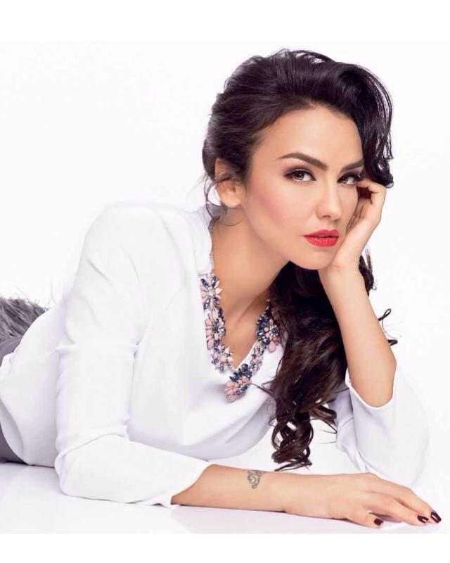 Se lasă cu divorţ? Replica lui Consuelo Mutu după presupusa idilă a soţului său cu Bianca Drăguşanu