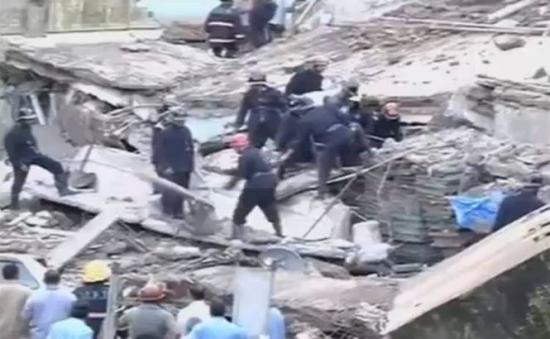 Tragedie &icirc;n India: Un bloc de locuinţe s-a prăbuşit şi şapte oameni au murit