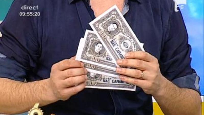 N-o să-ţi vină să crezi! Răzvan de la Neatza are propriile sale bancnote!