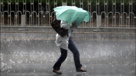 Anunţul de ULTIMĂ ORĂ al meteorologilor. "Se STRICĂ VREMEA!"