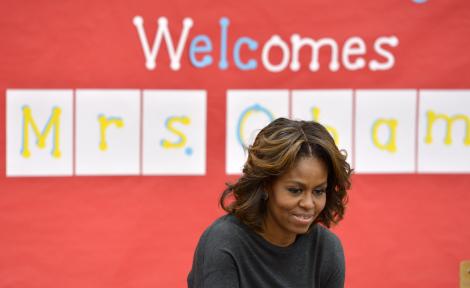 Michelle Obama sare coarda în China