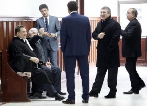 Dosarul Transferurilor | Gică Popescu, MM Stoica şi Copos, încarceraţi în regim închis