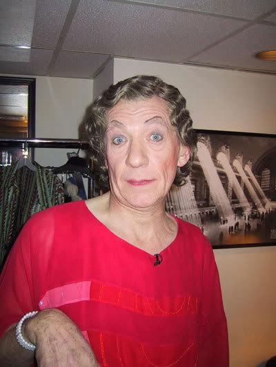 Știai că aceste vedete sunt gay? (I)