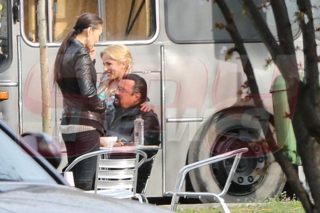 O cunoscută vedetă de la noi e prietenă la cataramă cu Steven Segal !