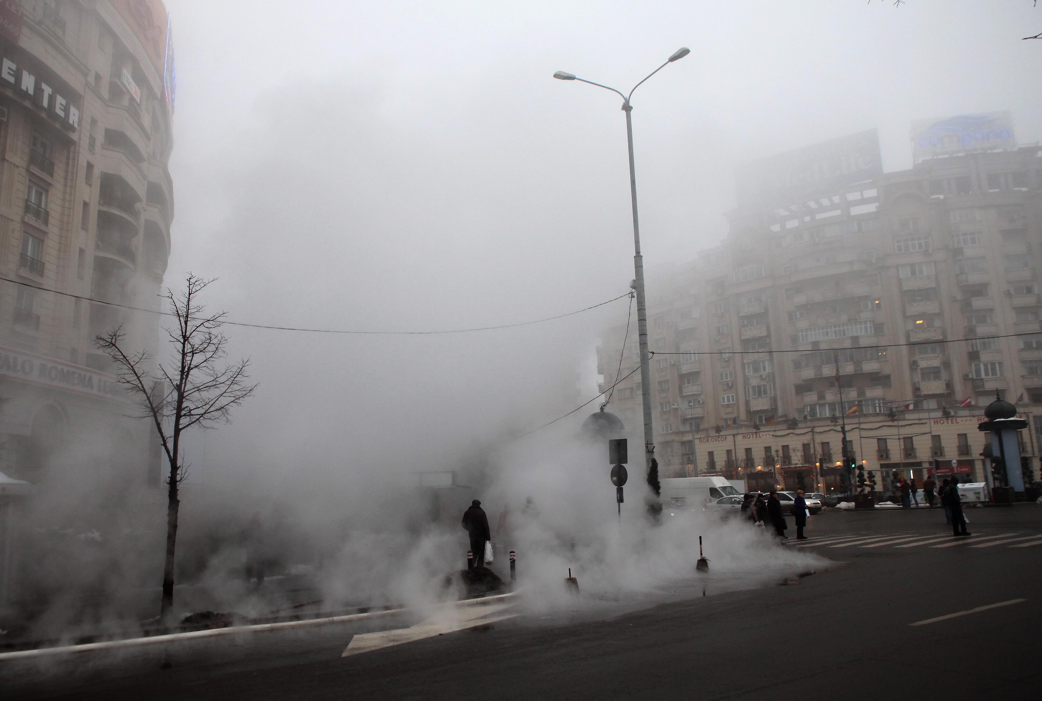 Dorel lovește din nou! Cartier din T&acirc;rgovişte lăsat fără apă de un muncitor neglijent