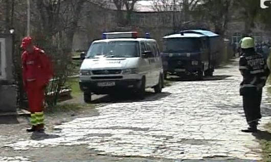 Alertă &icirc;ntr-un liceu din Constanţa! O grenadă a fost descoperită &icirc;n curtea şcolii