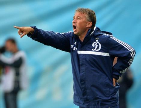 Specialistul revenirilor! Dan Petrescu a reuşit o nouă victorie la Dinamo Moscova şi urcă pe podium