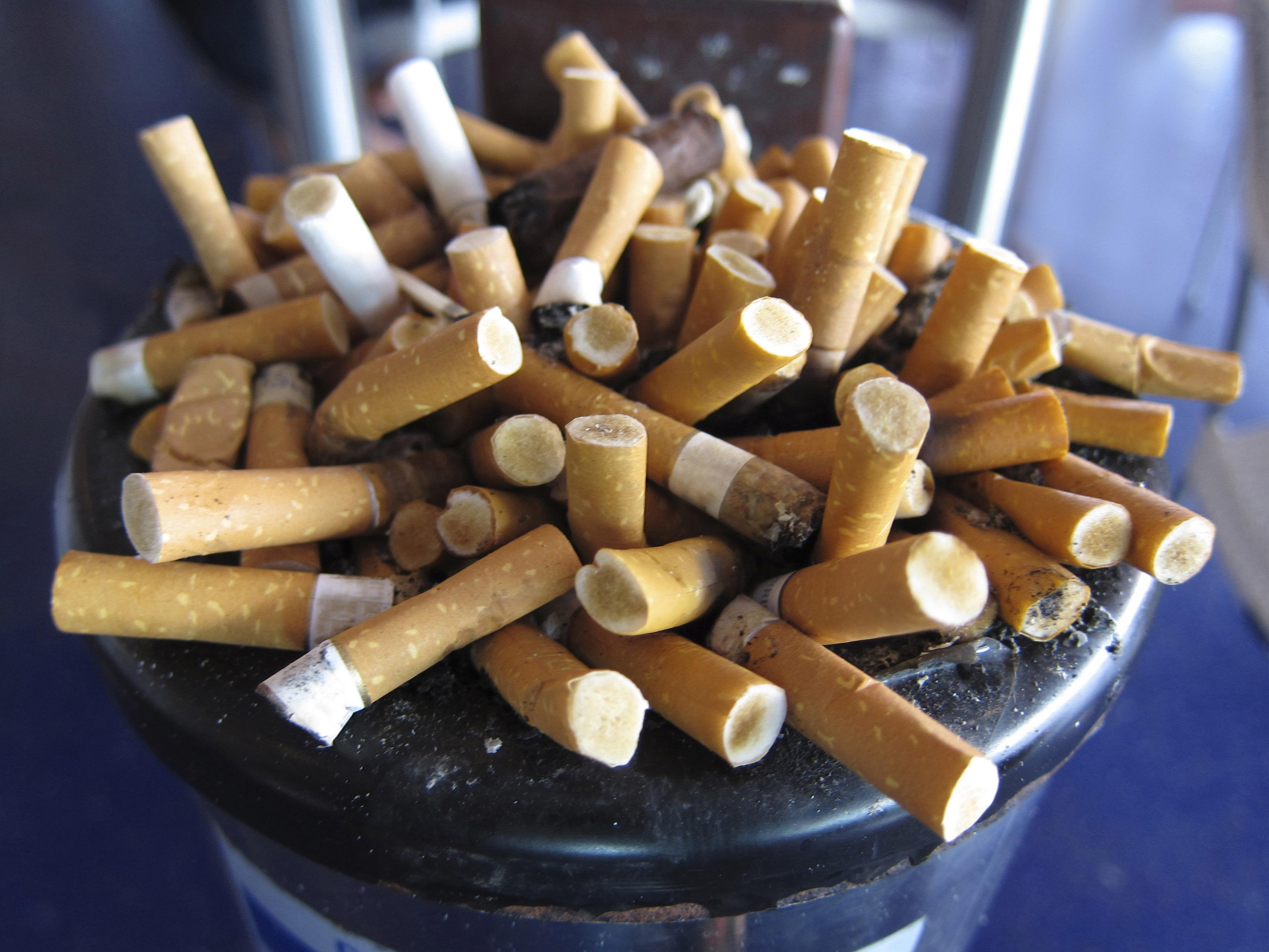 Se scumpesc ţigările!