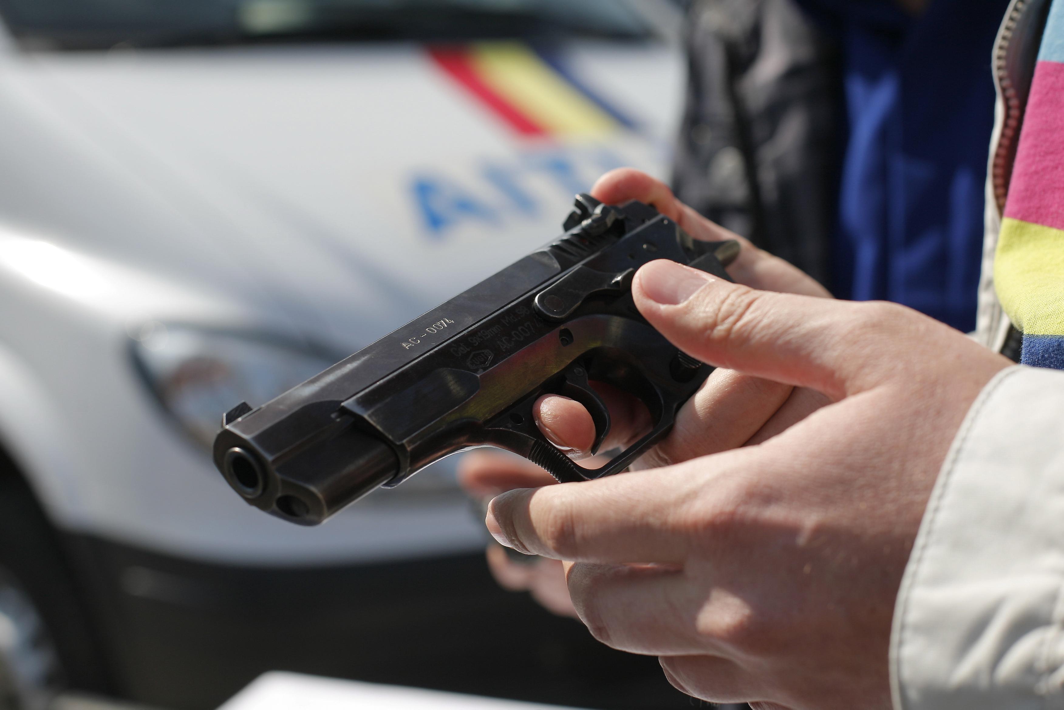 Ca &icirc;n filme!!! Urmărire cu focuri de armă &icirc;n Focșani