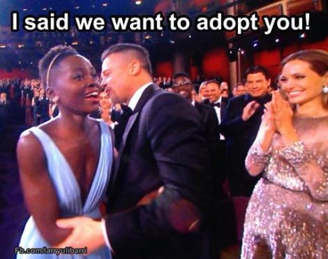 Brad Pitt şi Angelina Jolie vor să "o adopte" pe Lupita Nyong'o, câştigătoare la Oscar!