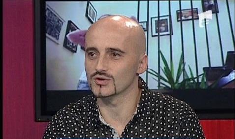 Voltaj a filmat videoclipul pentru melodia "Meci de box"