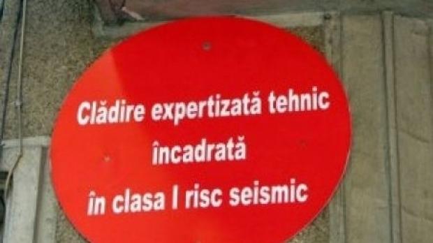 Deținătorii de clădiri care au fost &icirc;ncadrate &icirc;n clasa I de risc seismic se opun consolidării