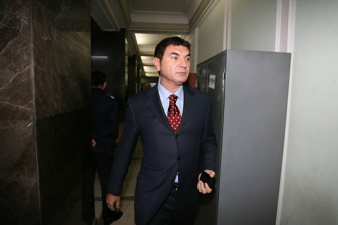 Ultimul SMS al lui Borcea &icirc;nainte de a merge la &icirc;nchisoare: "Iartă-mă"