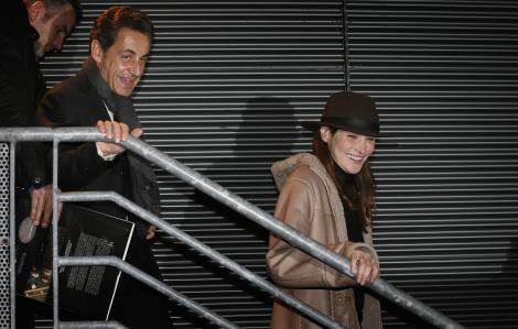 Carla Bruni s-a plâns că e nevoită să îl întrețină pe fostul președinte al Franței, Nicolas Sarkozy