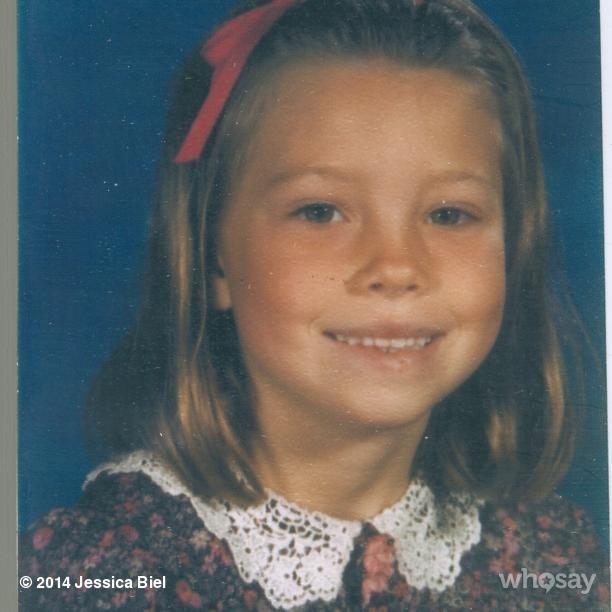 FOTO! O recunoști? &Icirc;n 2005, Esquire a desemnat-o cea mai sexy femeie din lume!