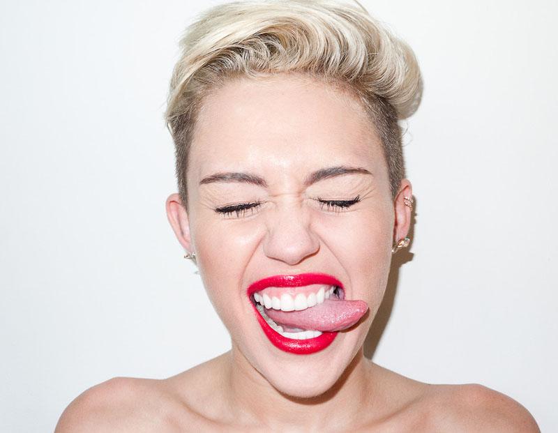 Războiul limbilor! Răspuns dur dat de Miley Cyrus lui Katy Perry