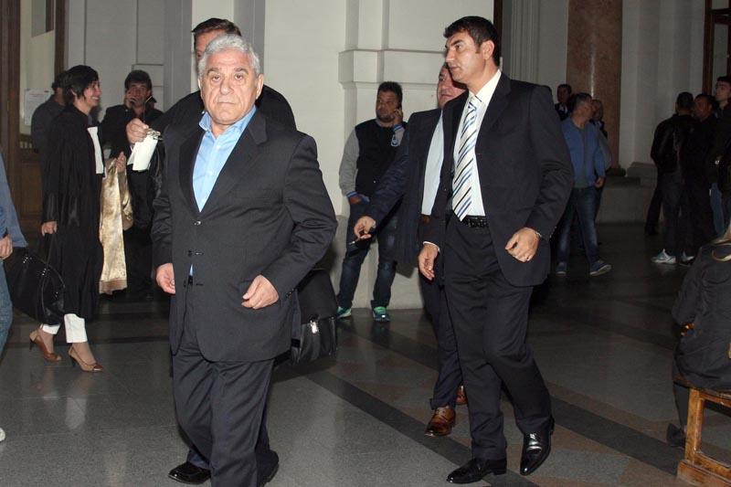 Fraţii Becali şi Cristi Borceau au fost transferaţi la Penitenciarul Slobozia