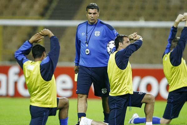 Şeic adevărat! Cosmin Olăroiu a c&acirc;ştigat titlul &icirc;n Emiratele Arabe Unite