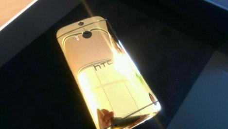 Când banii nu sunt o problemă, există HTC One M8 din aur masiv