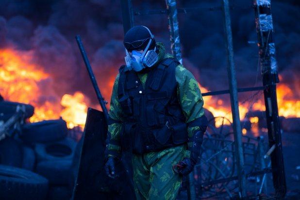 Situație critică &icirc;n Ucraina! Avion de v&acirc;nătoare dobor&acirc;t la Doneţk, confruntări armate &icirc;n Kramatorsk