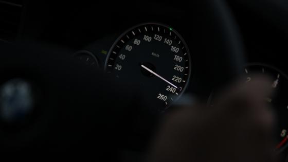 Şi-a pus familia &icirc;n pericol de moarte ca să ajungă mai repede la destinaţie