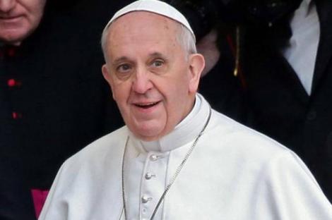 Mersul la CINEMA, acelaşi lucru cu mersul la BISERICĂ! Papa Francisc va filma prima slujbă 3D