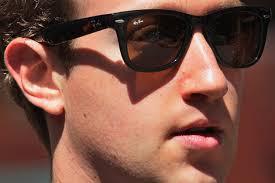 Sigur ți-ai pus &icirc;ntrebarea asta! Nu o să &icirc;ți vină să crezi ce salariu are Zuckerberg!