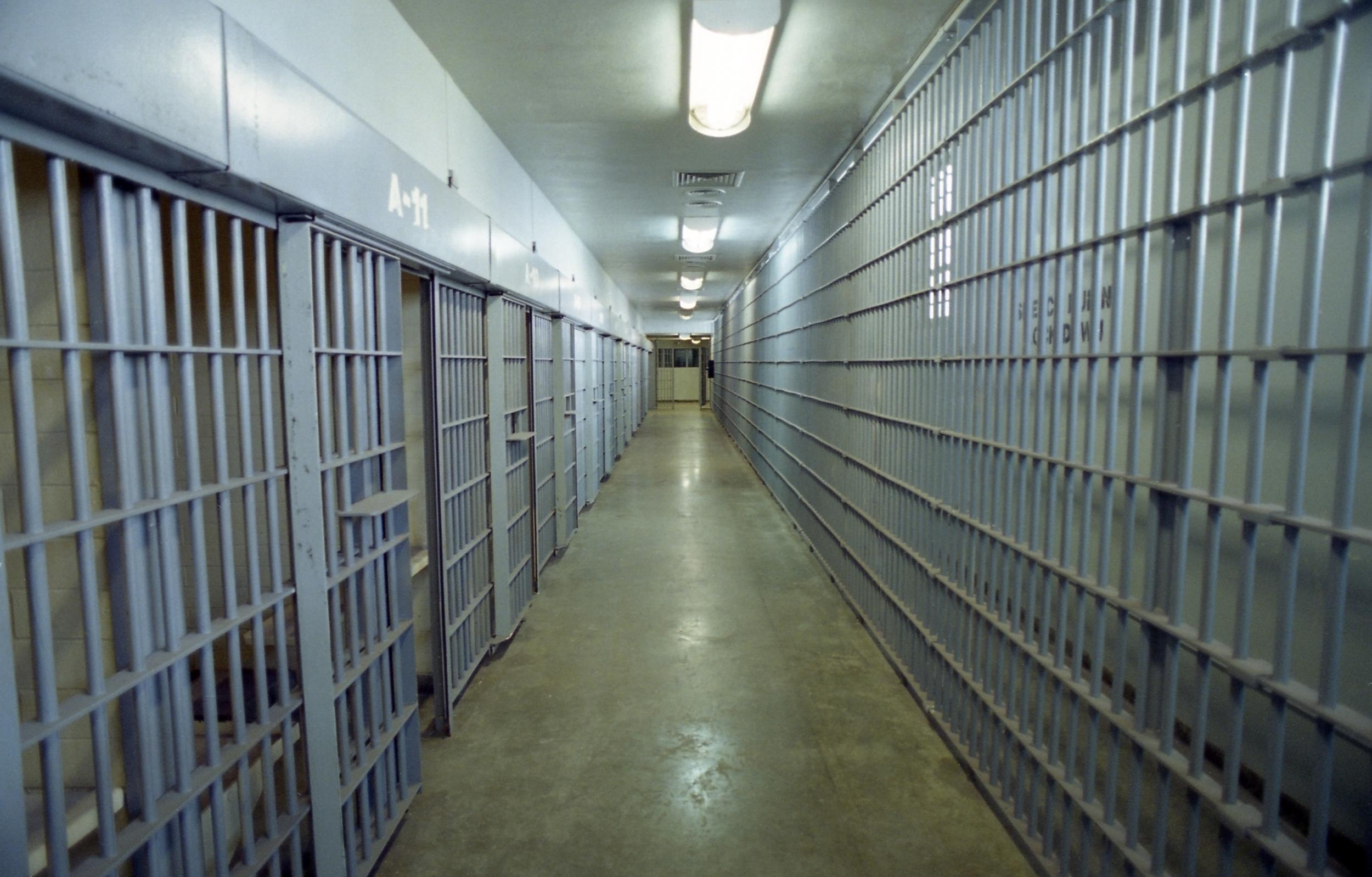 Fraţii Becali şi Cristi Borcea au fost transferați la Slobozia! Care e regimul lor din penitenciar