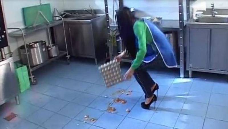 VIDEO! Daniela Crudu, dezastru în bucătărie! 