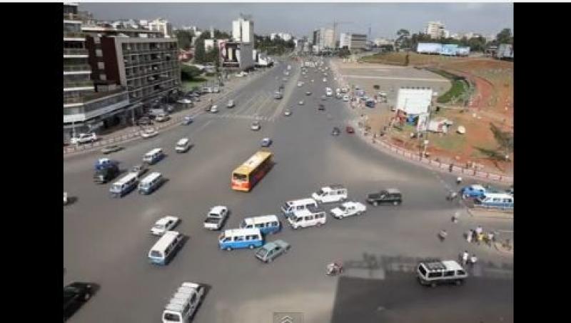 Cine are nevoie de semafoare? Uite cum se circulă în Etiopia (VIDEO)