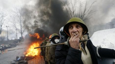 Continuă nebunia în Ucraina! Cinci persoane au fost ucise în schimburile de focuri de la Slaviansk