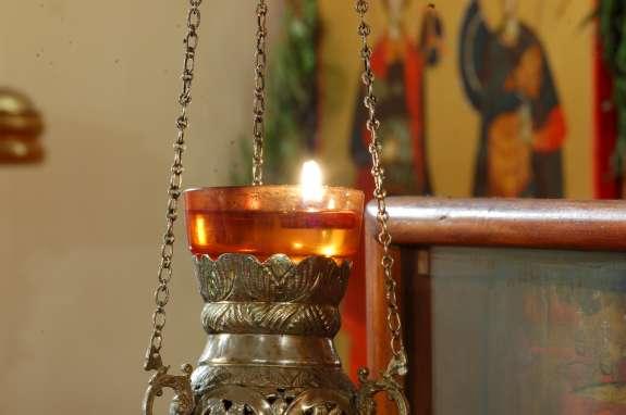 Sărbătoare mare pentru creștinii-octodocși! Pelerinaj la Izvorul Tămădurii