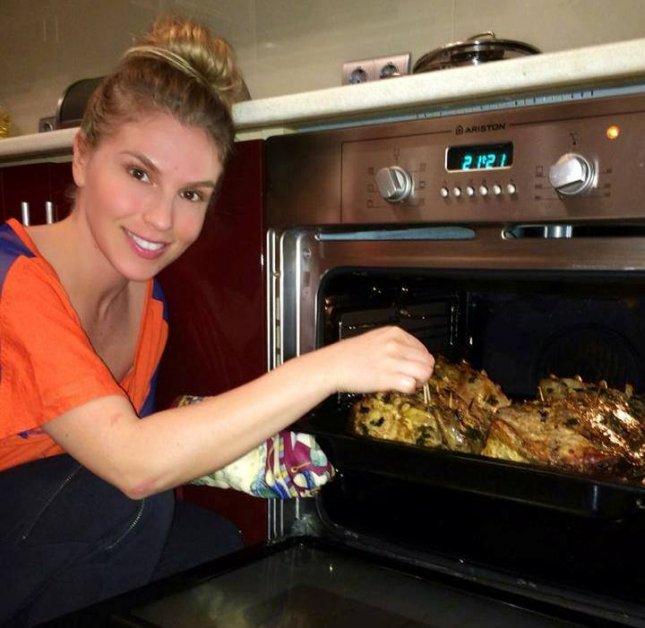 VIDEO: Corina a &icirc;nceput cura de după sărbători! Modul inedit &icirc;n care slăbeşte