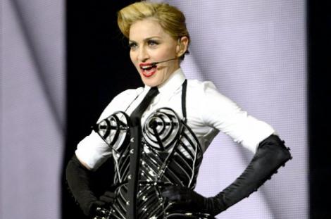 Madonna şochează din nou! L-a descris pe Vladimir Putin, folosind cuvântul "gay"