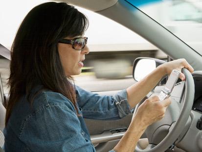 TRAGEDIE! A murit &icirc;n timp ce posta pe FACEBOOK. Ce a scris este ŞOCANT!