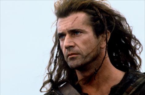 Neînfricatul s-a transformat într-un moş! Mel Gibson, de nerecunoscut!