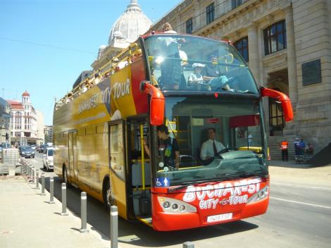 Liber la vizitat! Autobuzul turistic din Bucureşti, gratuit de 1 Mai