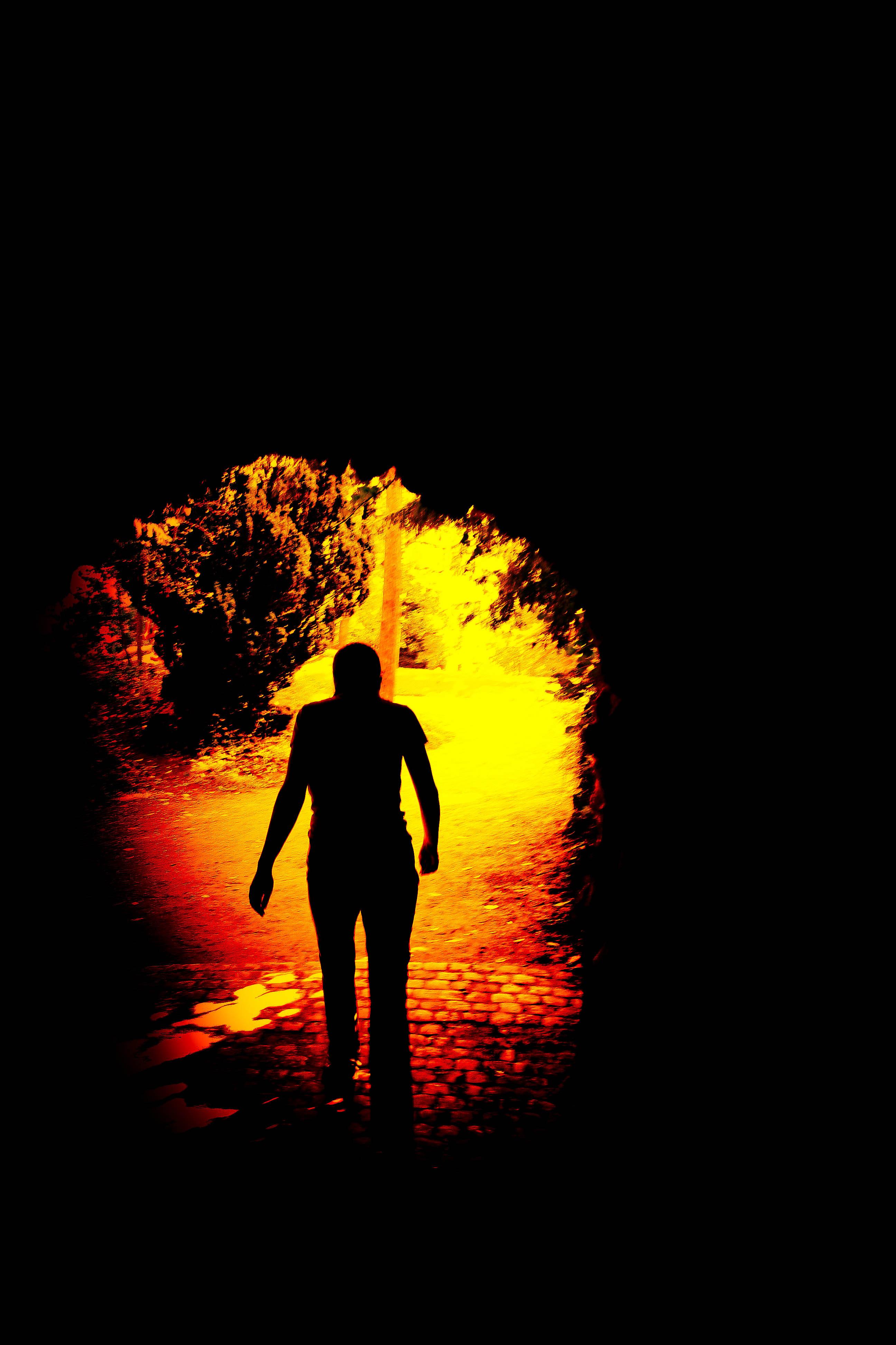 A explorat o clădire abandonată şi a avut parte de un şoc: Iată ce a descoperit un britanic