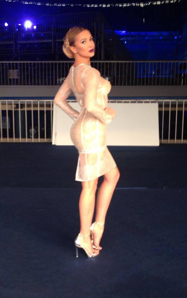 Lora, alături de Lady Gaga și Rita Ora! Vedeta face parte din top 100 cele mai sexy femei din lume!