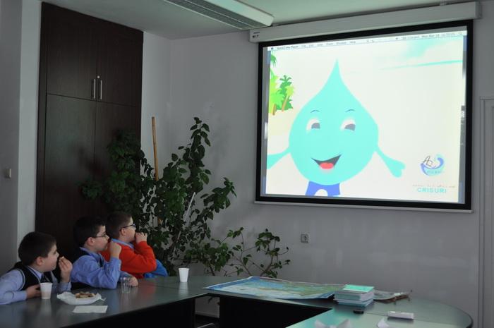 Profesorii au făcut programul "Şcoala Altfel"