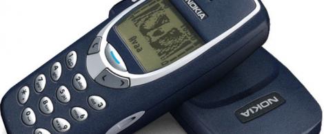 Gadgeturile "old-school", o nouă modă? Legendarul Nokia 3310 se intoarce. Sigur l-ai avut și tu!