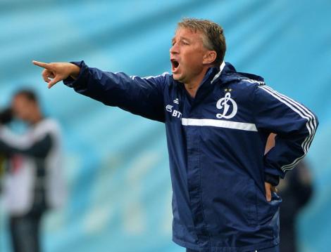 OFICIAL: Dan Petrescu şi-a reziliat contractul cu Dinamo Moscova! Primeşte o sumă record la despărţire