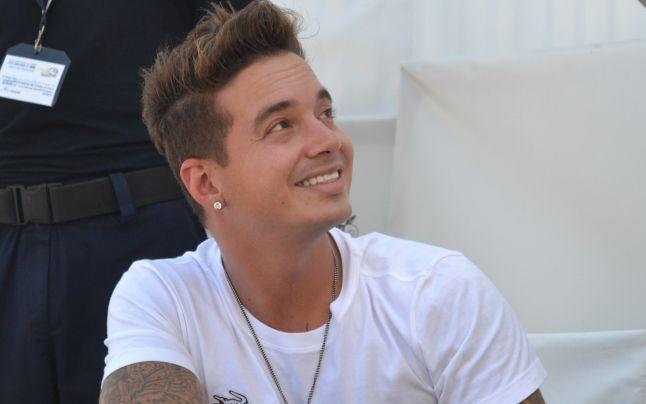 J Balvin, cucerit de România! Artistul se iubește cu o cântăreaţă de la noi? "Avem o chimie foarte puternică"