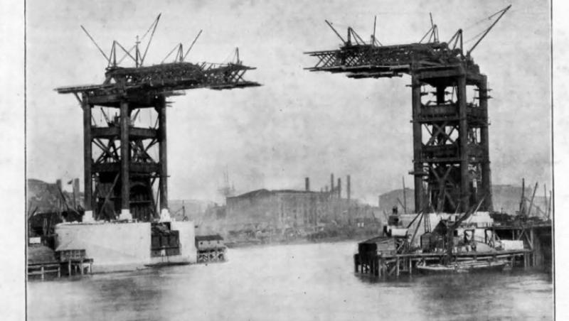 Galerie FOTO de acum 120 ani! Primele imagini de la construirea Tower Bridge, 