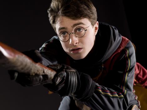 "Harry Potter" a renunțat la burlăcie pentru o necunoscută! Vezi cum arată iubita celebrului ucenic vrăjitor