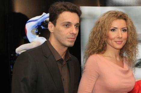 Vasilică 2014 e AICI! Carmen Brumă și Mircea Badea au devenit părinți. Primele declarații ale realizatorului tv!