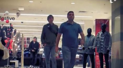 Farsă de infarct! Manechine puse pe șotii, într-un mall din SUA