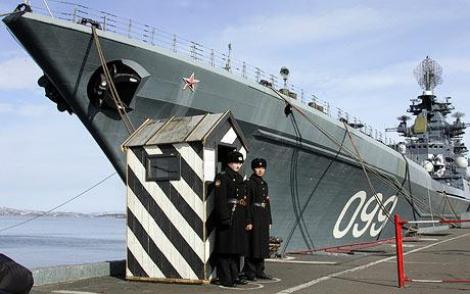 Unul din cele mai mari state din Europa vrea să LIVREZE nave de RĂZBOI ruşilor. Reacţia AMERICII
