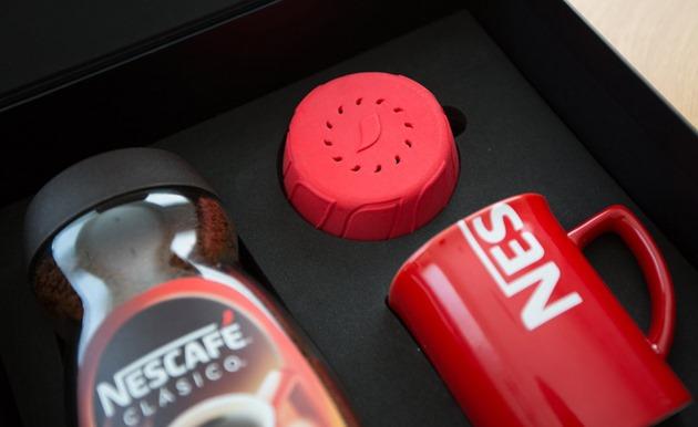 Nescafe a creat un gadget care te trezeşte cu miros de cafea