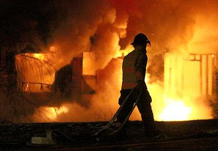 Tensiunea atinge cote &Icirc;NFIORĂTOARE: Peste 35 de morți, &icirc;n urma incendiului provocat de manifestanții de la Odessa!